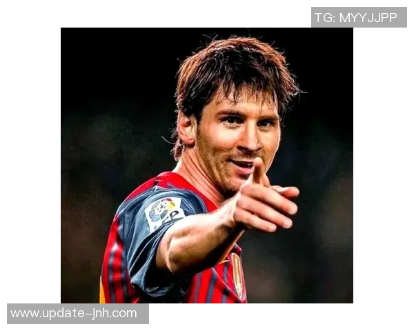 足球明星球员的传奇故事与辉煌成就揭秘让我们一起回顾他们的精彩瞬间与影响力